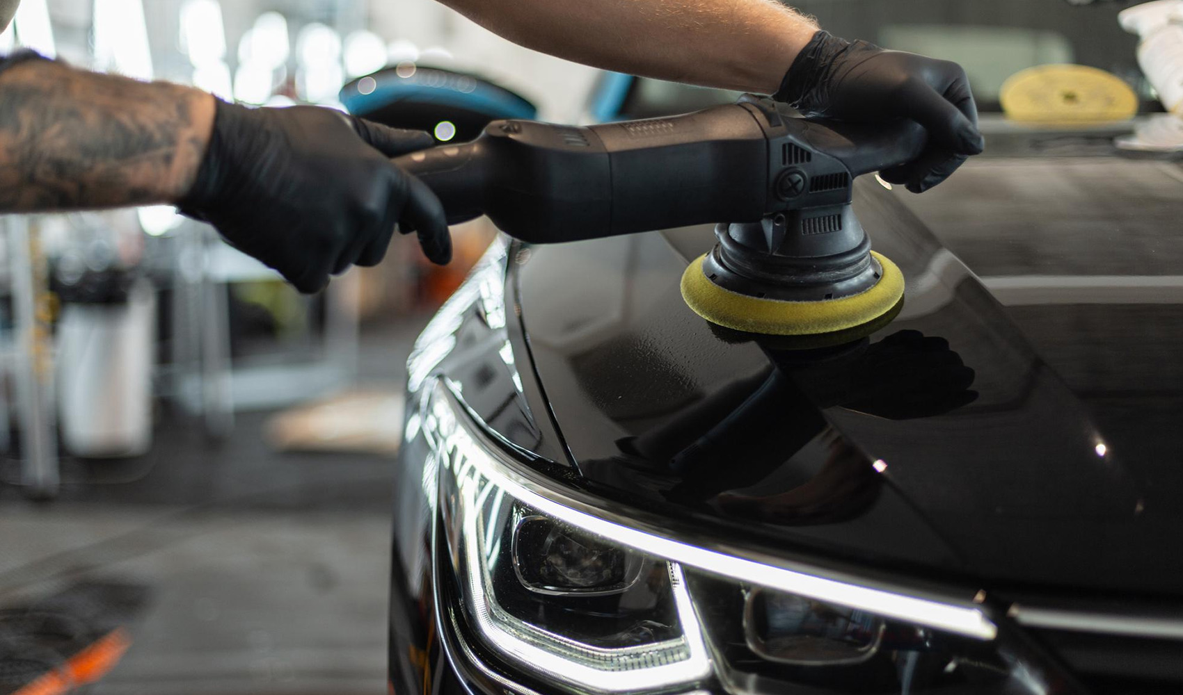 https://www.reflexcardetailing.it/wp-content/uploads/2025/11/reflex-car-care-sezione-3-01.jpg
